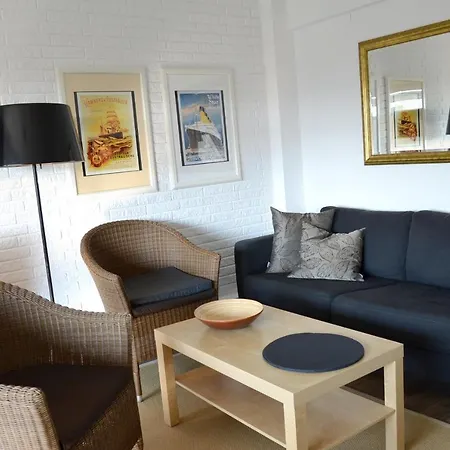 Eka Apartment *